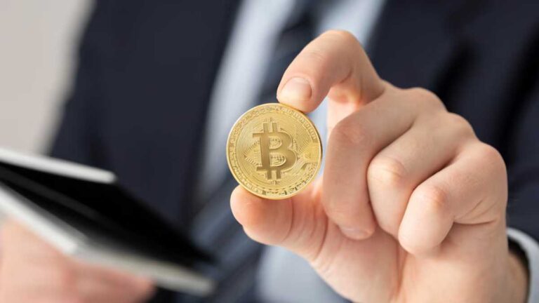 Os riscos e as recompensas de investir em Bitcoin no longo prazo