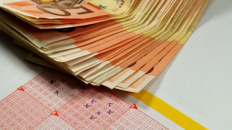 Como ganhar na Mega-Sena usando a lei da atração Como ganhar na Mega-Sena usando a lei da atração