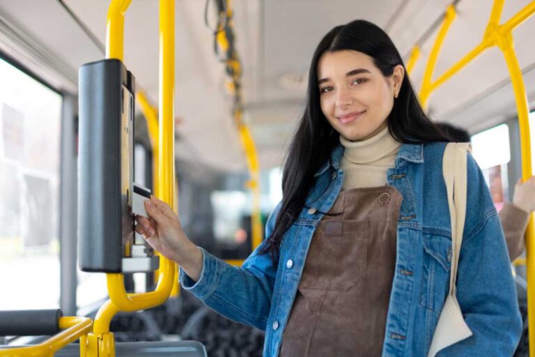 Mobilidade no trabalho: como os benefícios de deslocamento estão se adaptando a diferentes rotinas? Mobilidade no trabalho: como os benefícios de deslocamento estão se adaptando a diferentes rotinas